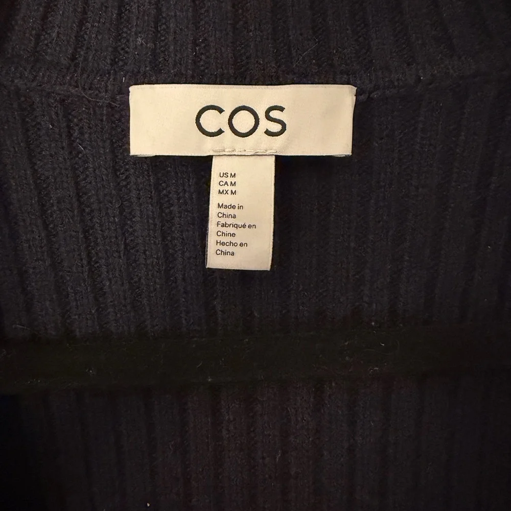 COS Ribbed Zip-Front Cardigan Jacket in Navy Blue - Picture 3 of 5